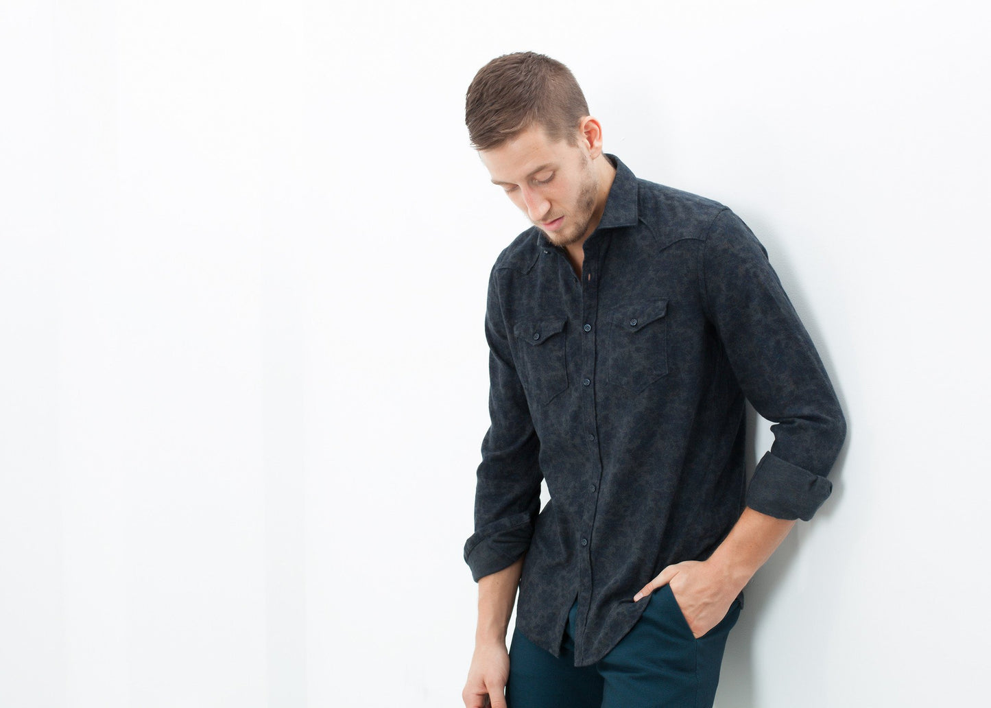 Western Arkansas Button-Up in Dark Hash Floralff cf b